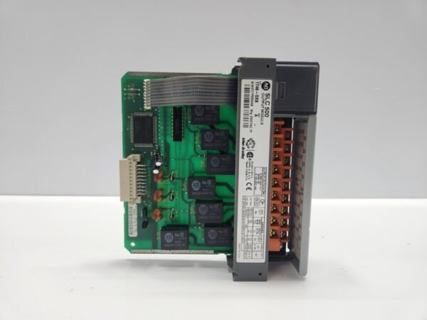 1746-0X8  SLC 8 POINT DIGITAL OUTPUT MODULE